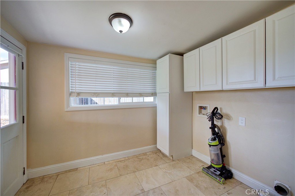 870 Southland Street A&B