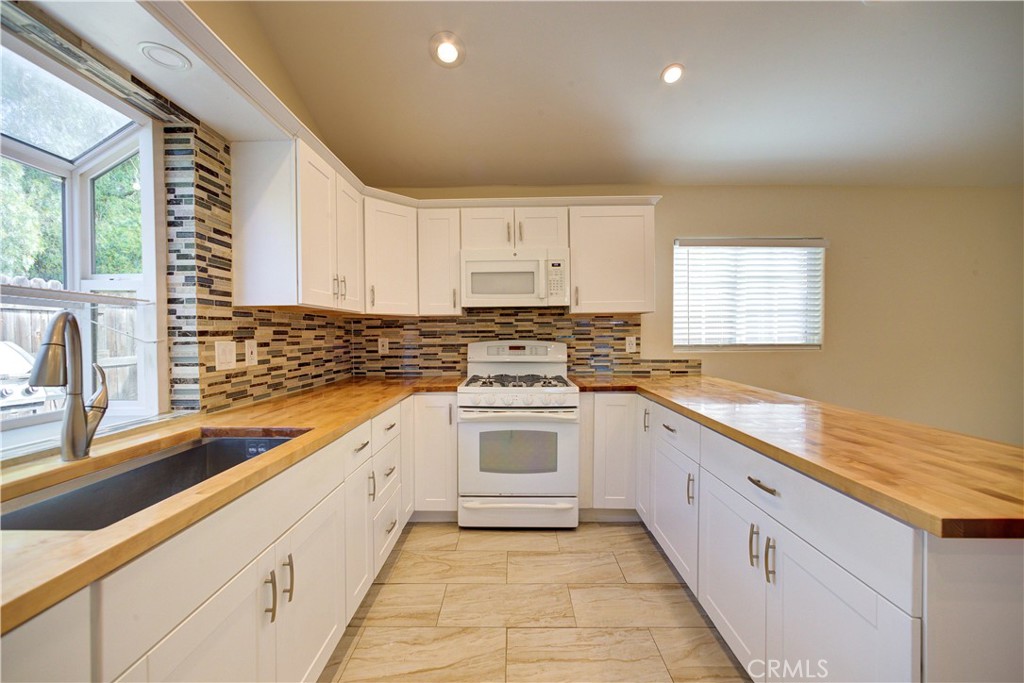 870 Southland Street A&B