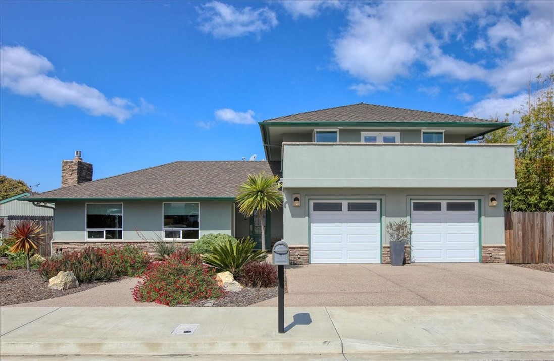 404 Pecan Street