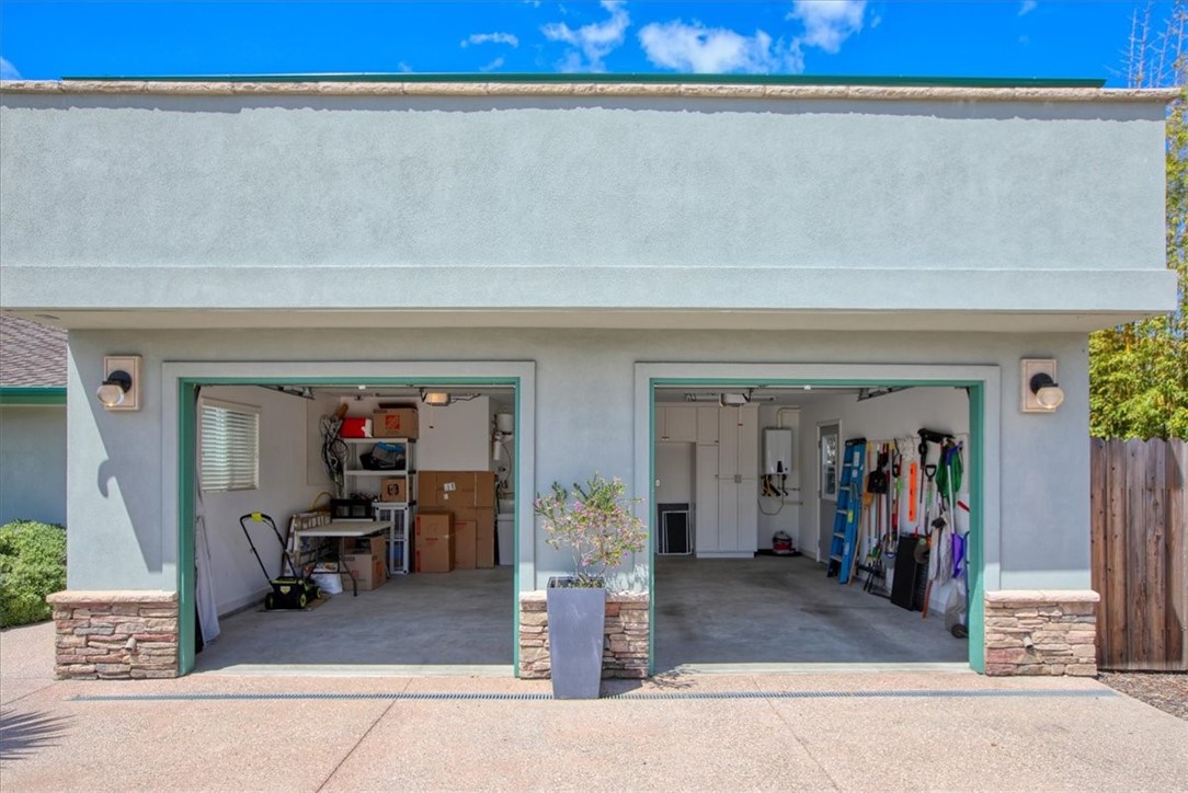 404 Pecan Street
