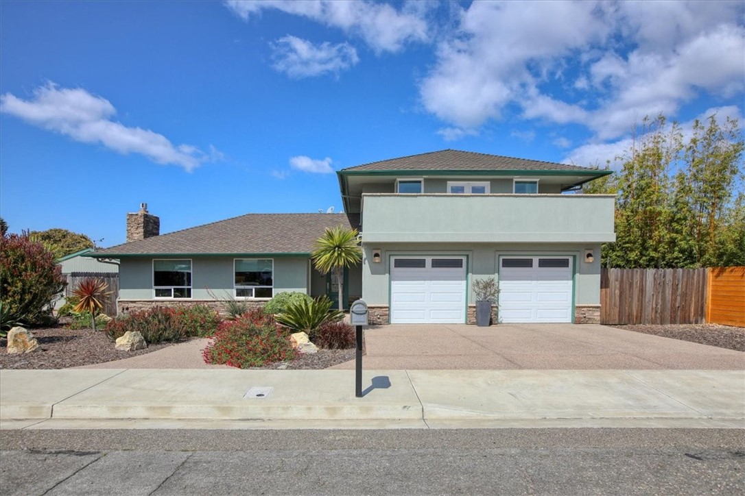 404 Pecan Street