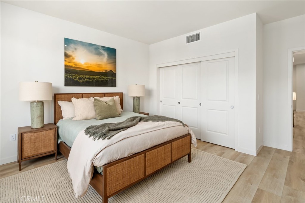 2475 Victoria Avenue 402