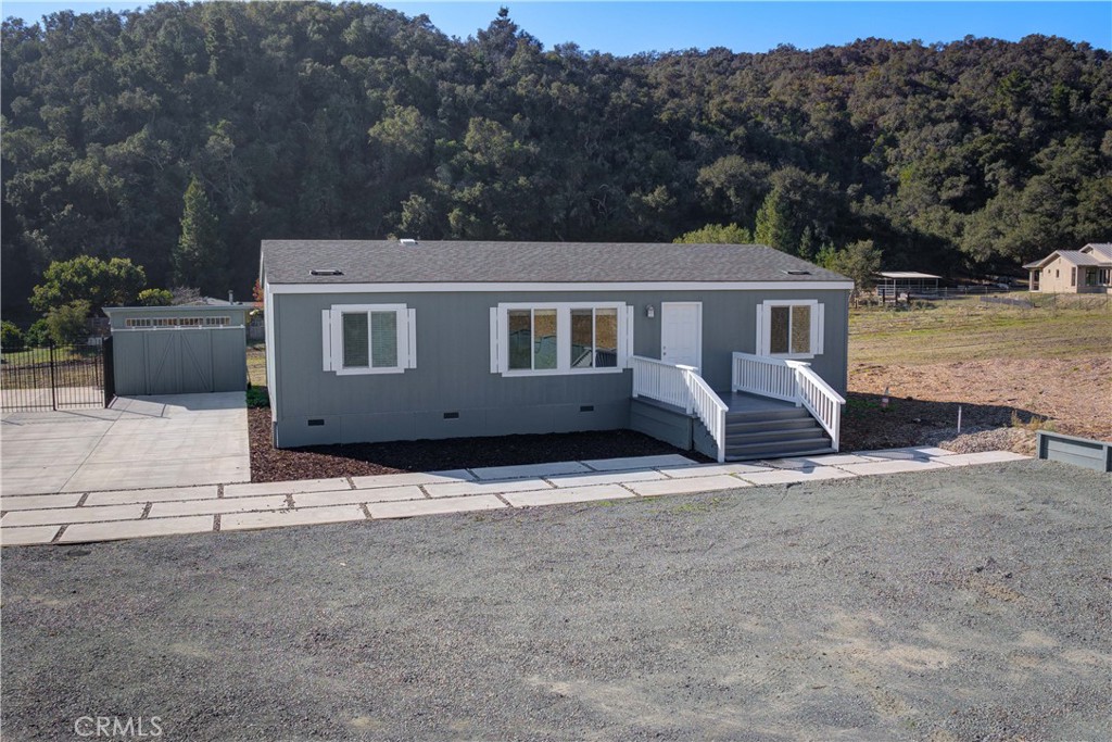 1592 Deer Canyon Road