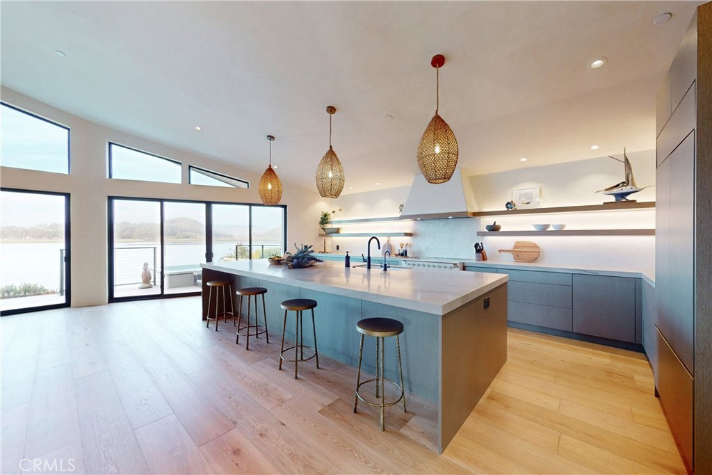 670 Santa Lucia Avenue