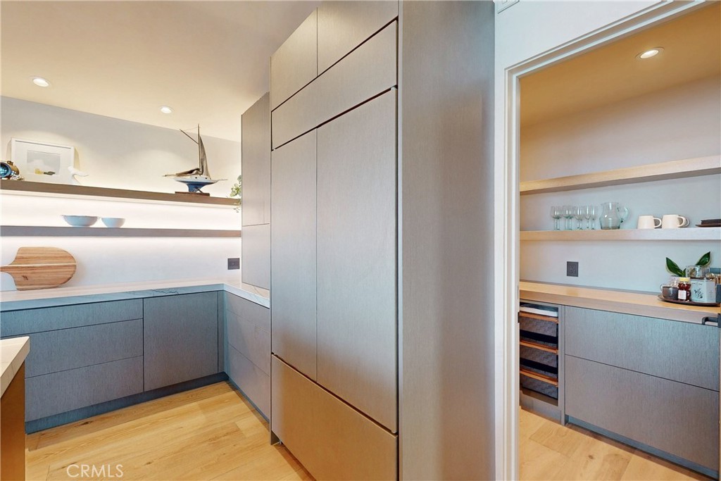 670 Santa Lucia Avenue