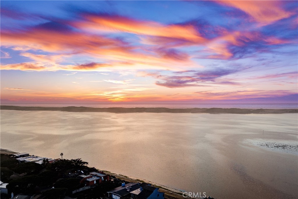 670 Santa Lucia Avenue