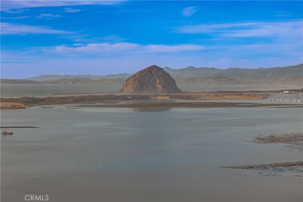 670 Santa Lucia Avenue