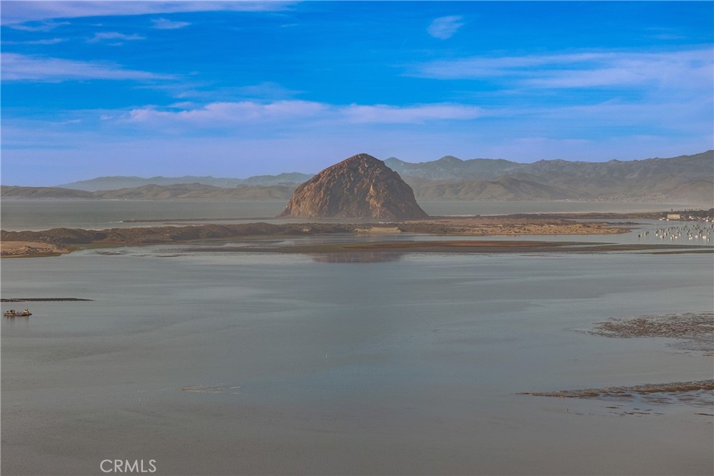 670 Santa Lucia Avenue