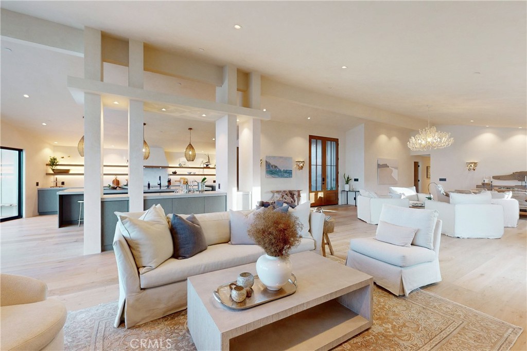 670 Santa Lucia Avenue