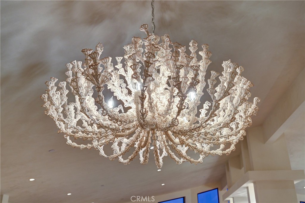 670 Santa Lucia Avenue