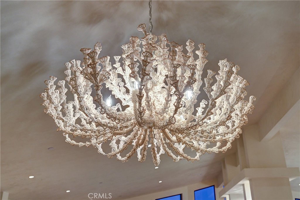 670 Santa Lucia Avenue