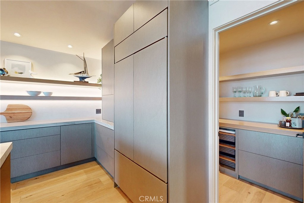 670 Santa Lucia Avenue