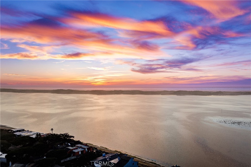 670 Santa Lucia Avenue