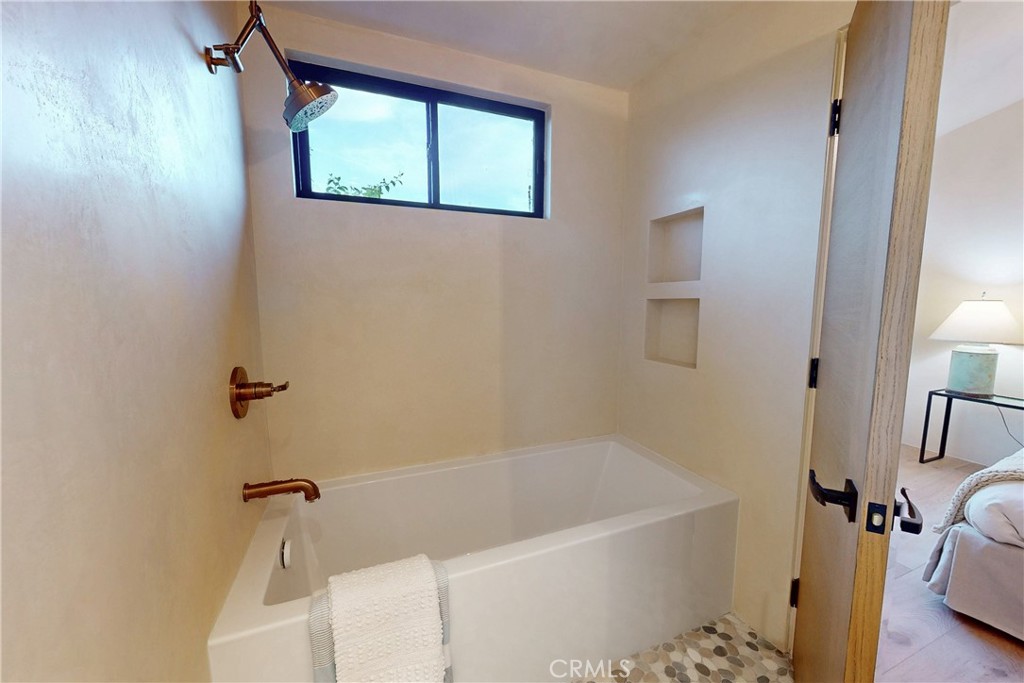 670 Santa Lucia Avenue