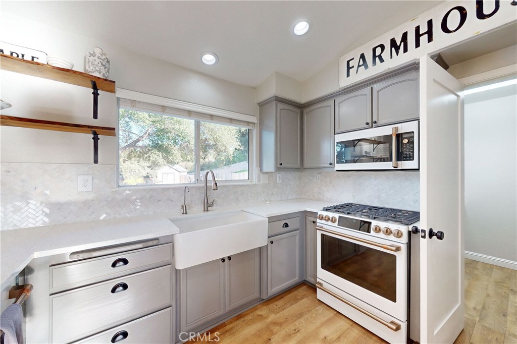 2305 Rio Rita Road