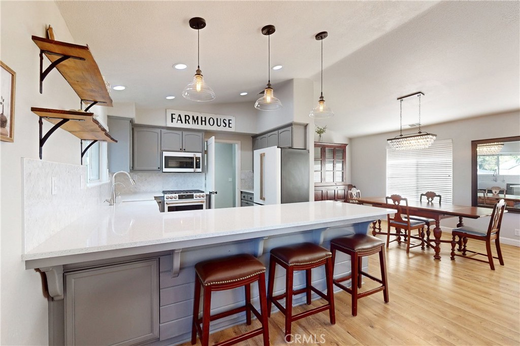 2305 Rio Rita Road