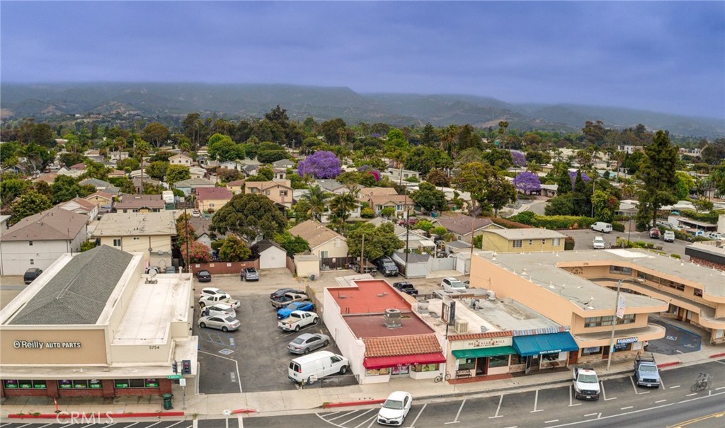 5748 Hollister Avenue