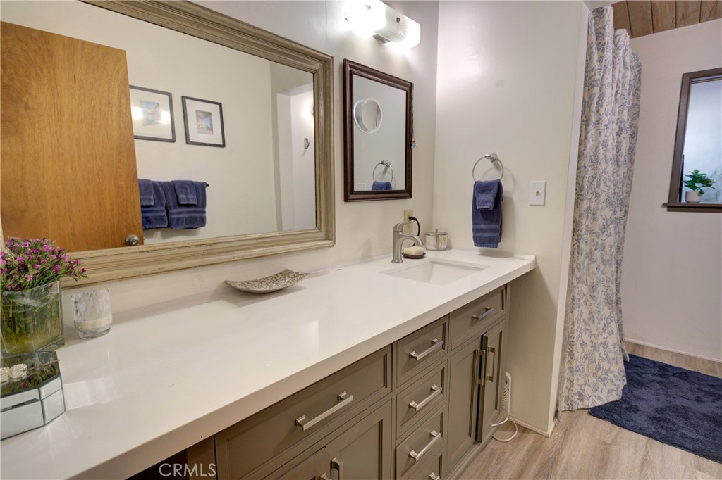 1544 1546 Oak Street