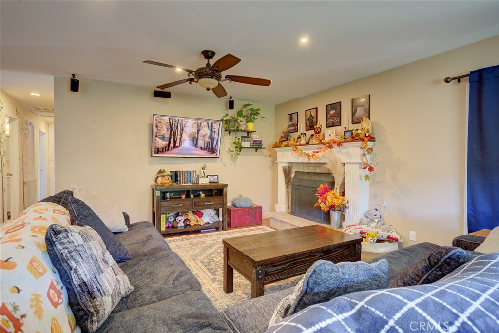 654 Woodland