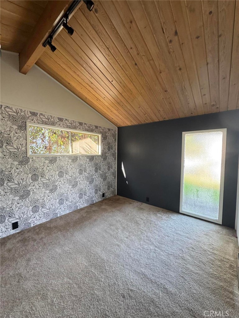 1544 Oak