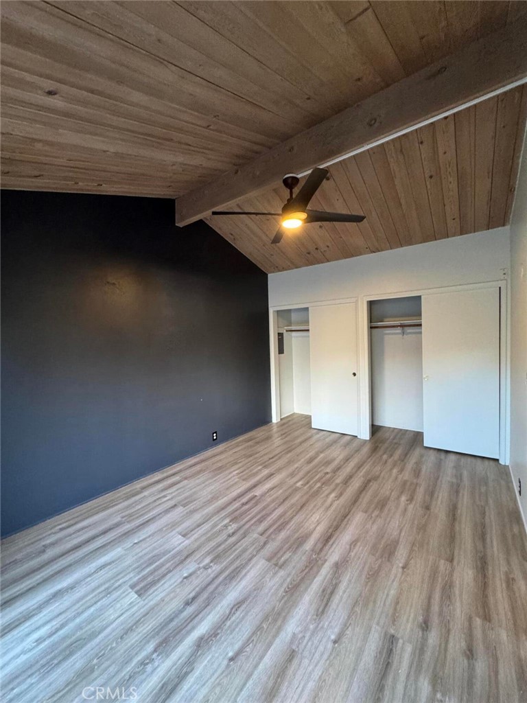 1544 Oak