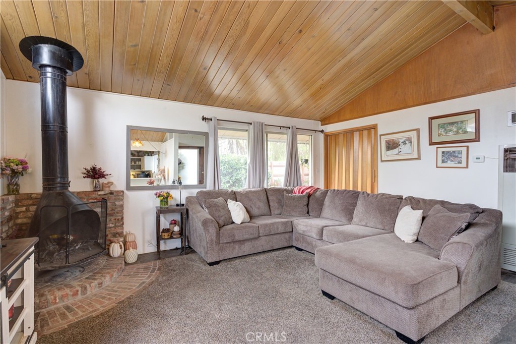 1544 Oak