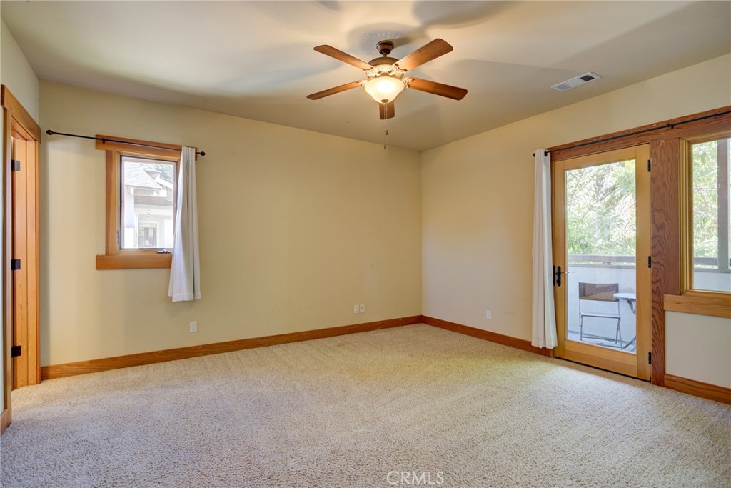 2303 Sanderling Court