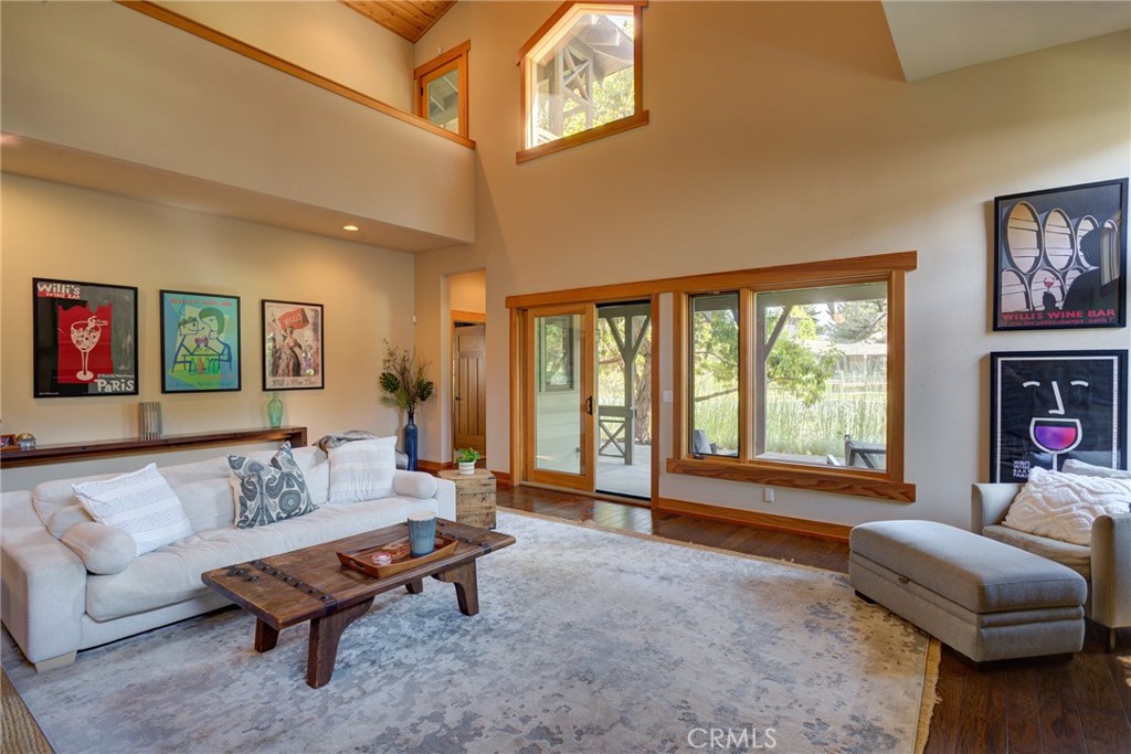 2303 Sanderling Court