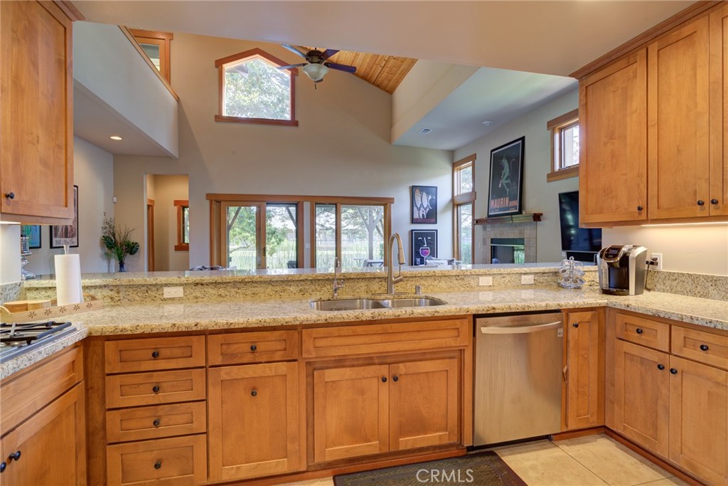 2303 Sanderling Court
