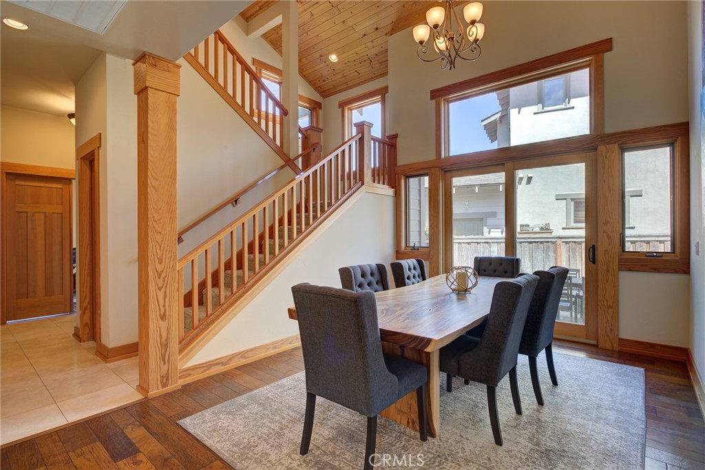 2303 Sanderling Court