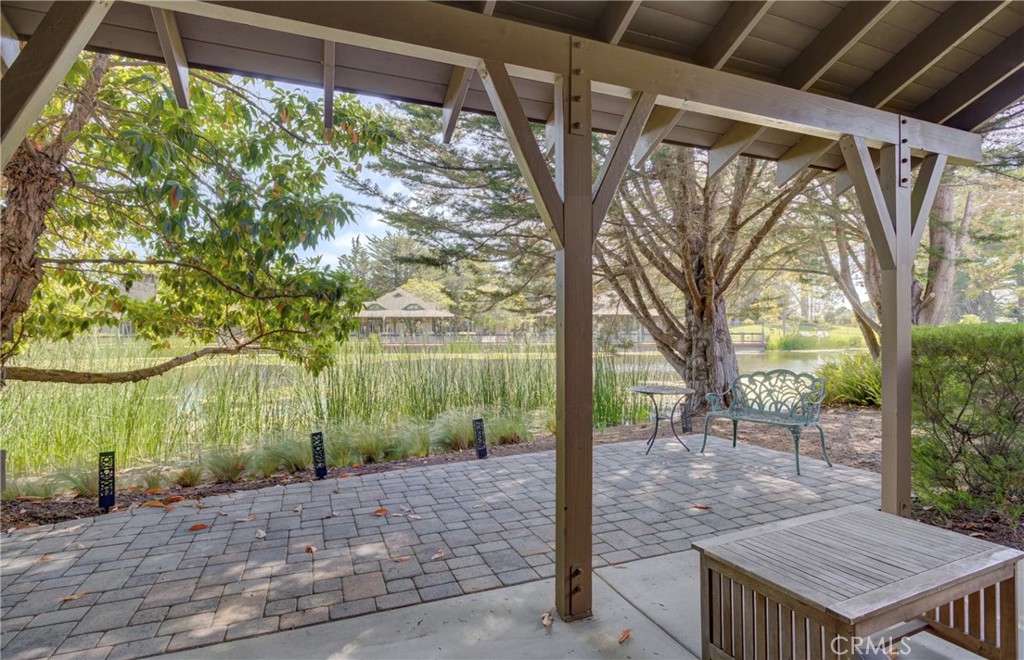 2303 Sanderling Court