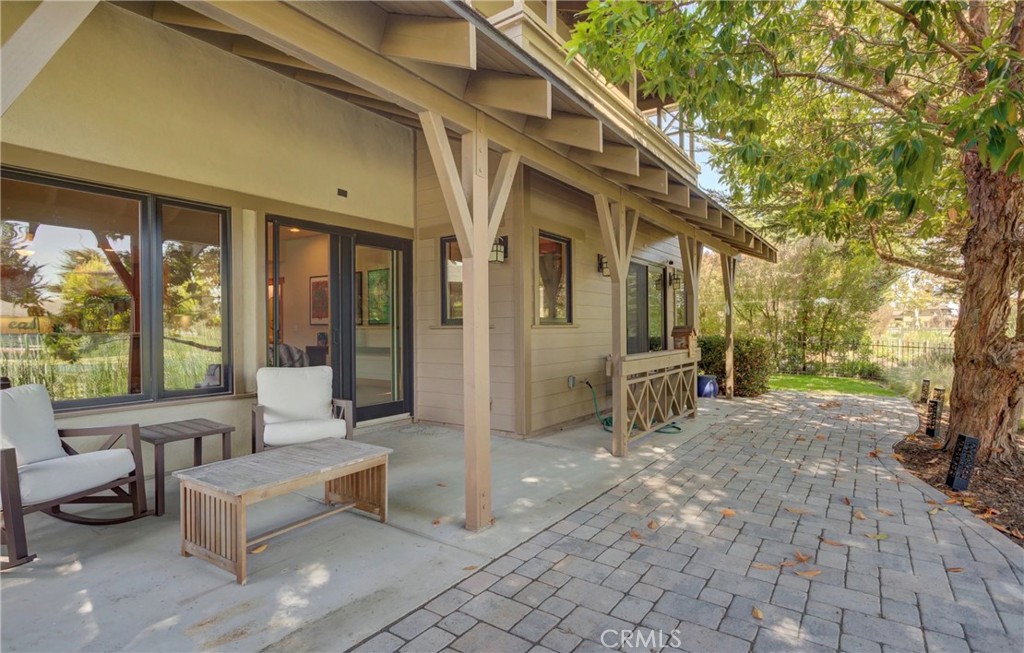 2303 Sanderling Court