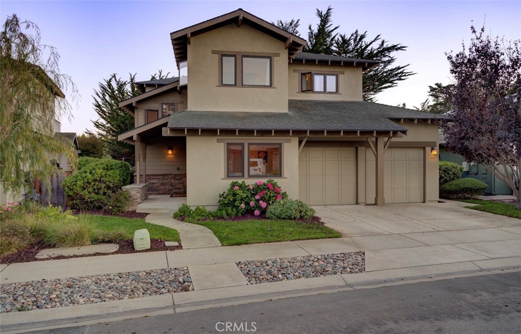 2303 Sanderling Court