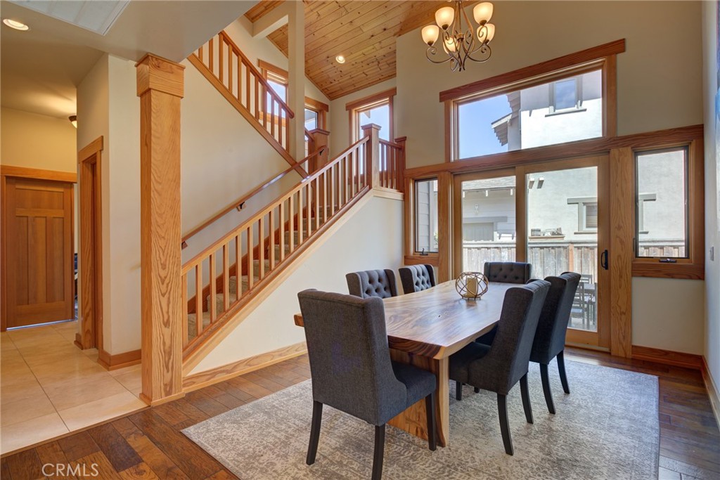 2303 Sanderling Court