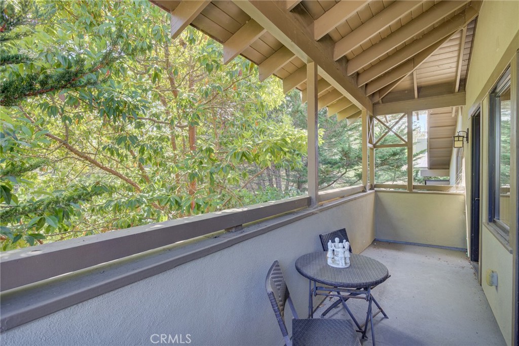 2303 Sanderling Court