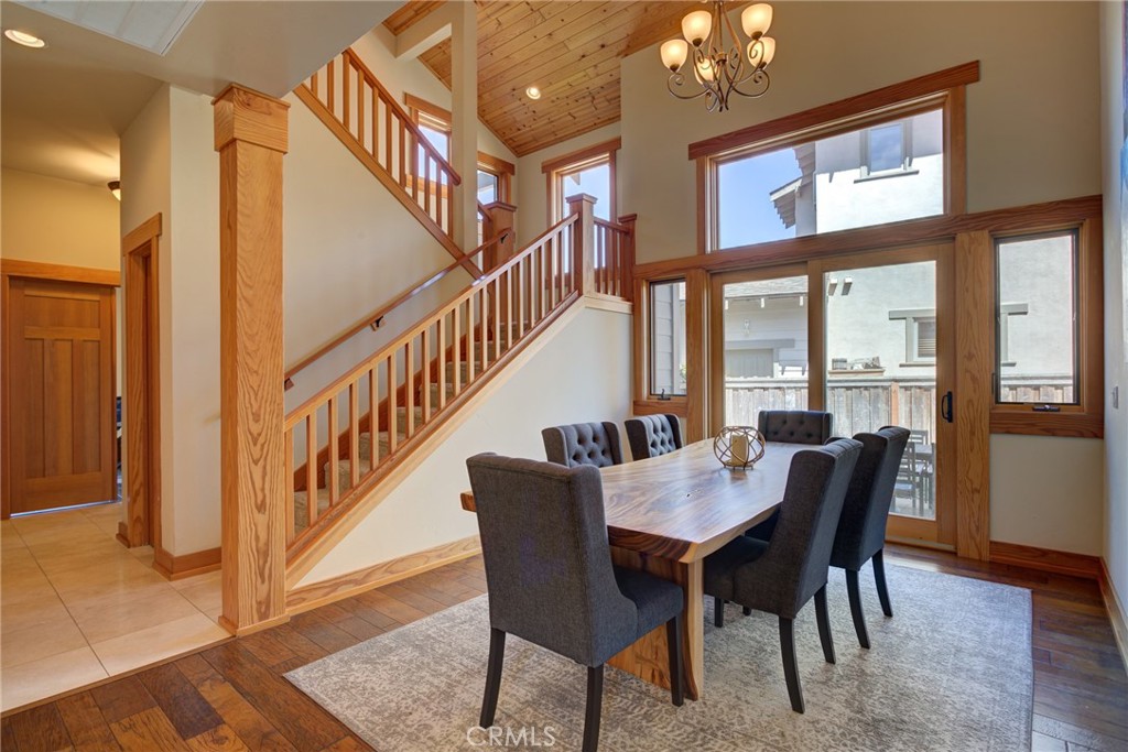 2303 Sanderling Court