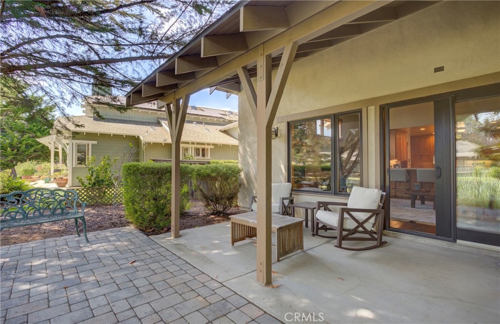 2303 Sanderling Court