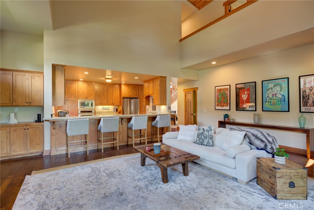 2303 Sanderling Court