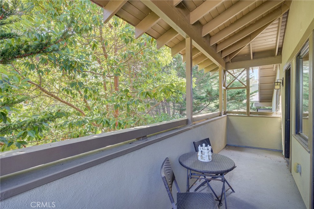 2303 Sanderling Court