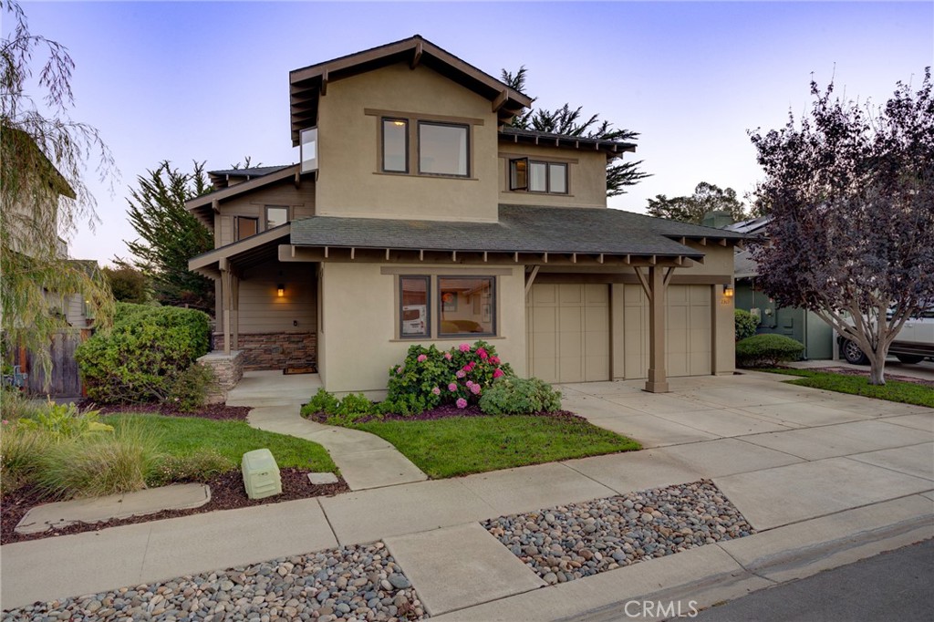 2303 Sanderling Court
