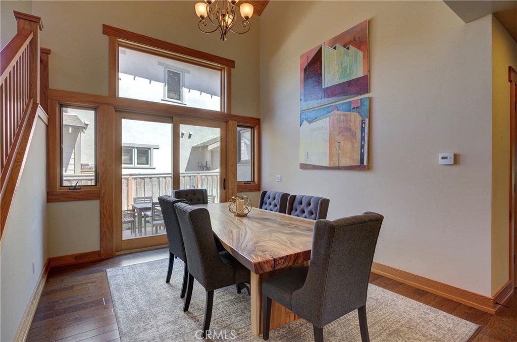 2303 Sanderling Court