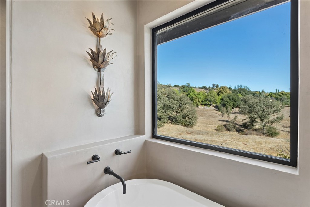 970 College Canyon