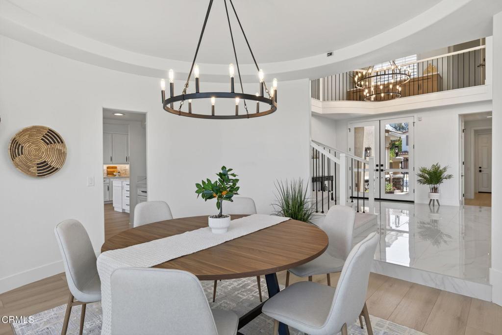 2967 Avenida De Autlan