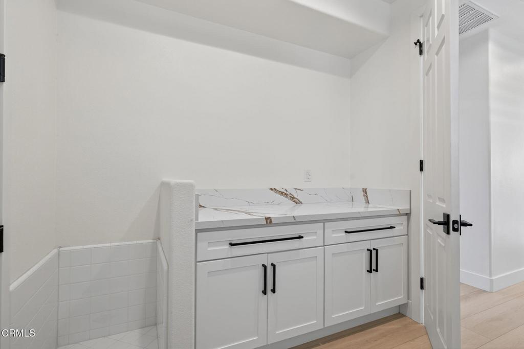 2967 Avenida De Autlan