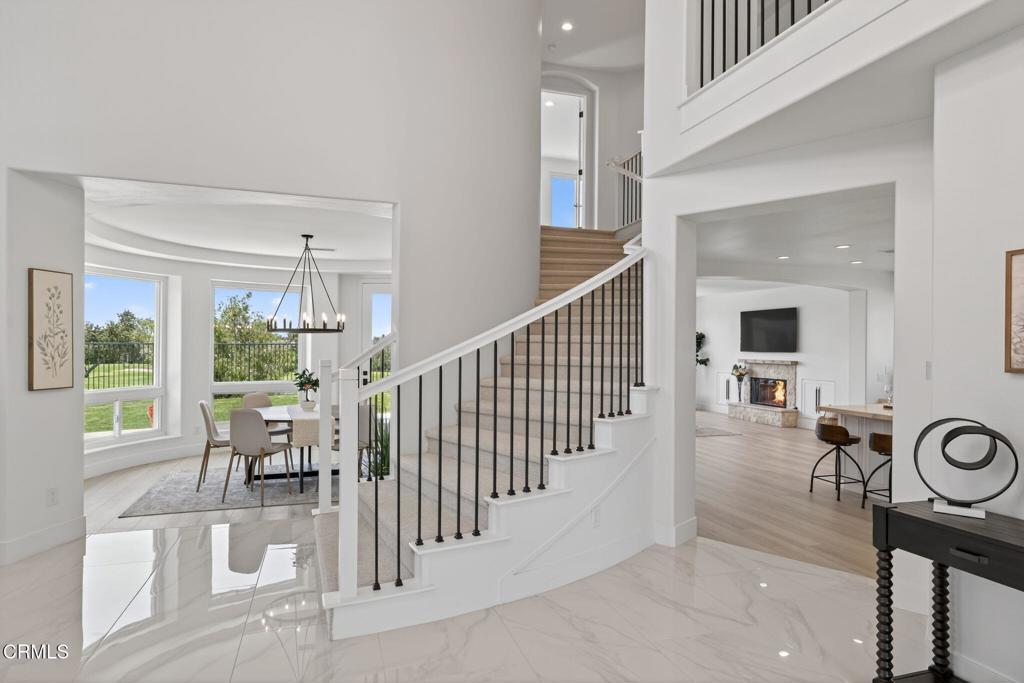 2967 Avenida De Autlan