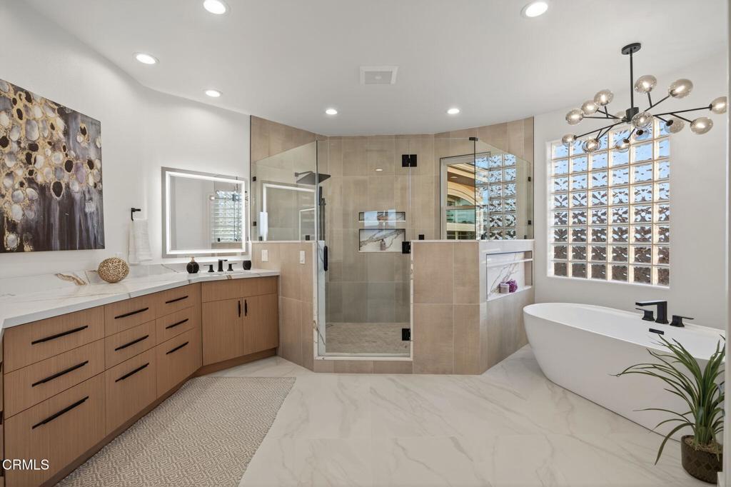 2967 Avenida De Autlan