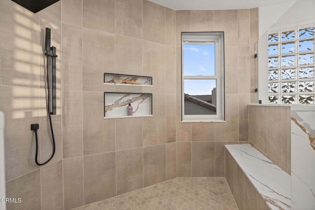 2967 Avenida De Autlan