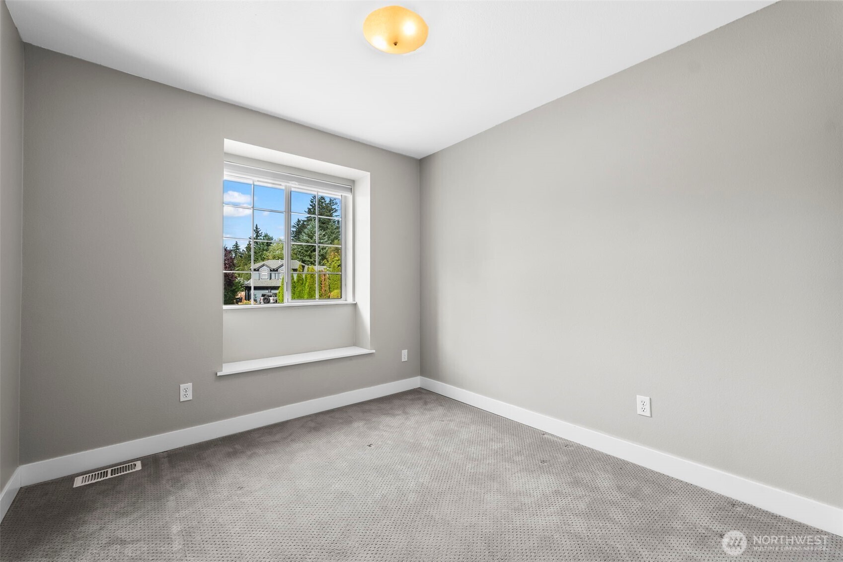 11704 40th Av Ct NW