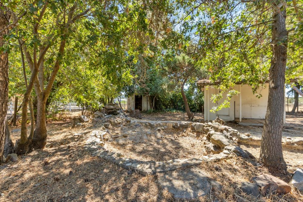 2515 Davis Road