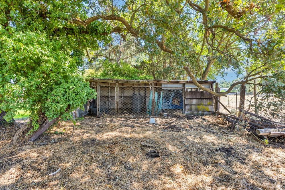 2515 Davis Road